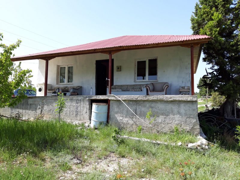 MERSİN ERDEMLİ SATILIK BAHÇELİ YAYLA EVİ