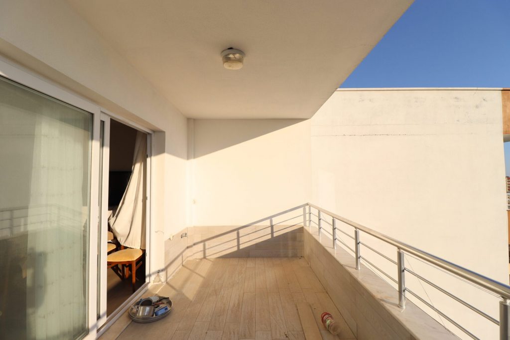 MERSİN ERDEMLİ TÖMÜK CLASS SİTESİ DENİZ MANZARALI 2+1 EŞYALI SATILIK DAİRE