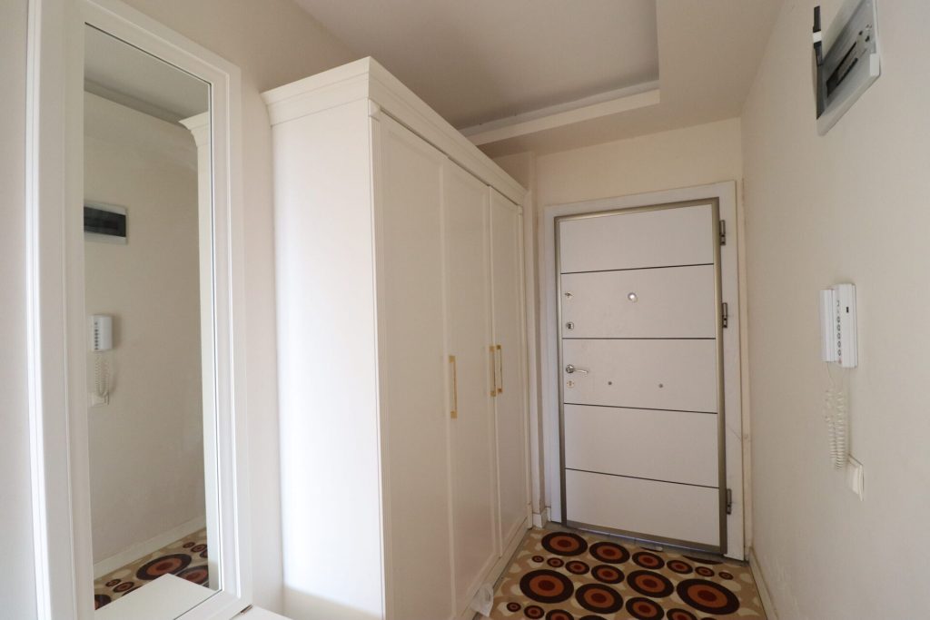 MERSİN ERDEMLİ TÖMÜK CLASS SİTESİ DENİZ MANZARALI 2+1 EŞYALI SATILIK DAİRE