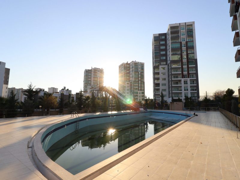 MERSİN ERDEMLİ TÖMÜK CLASS SİTESİ DENİZ MANZARALI 2+1 EŞYALI SATILIK DAİRE