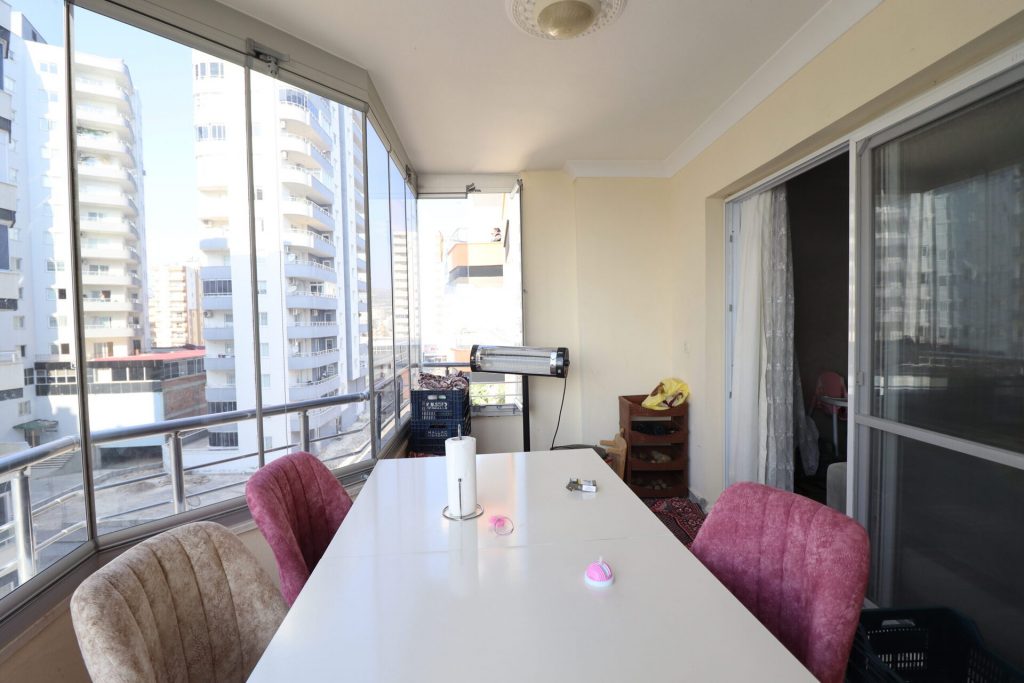 Erdemli Akdeniz Mahallesi Deniz Manzaralı Satılık 2+1 Daire