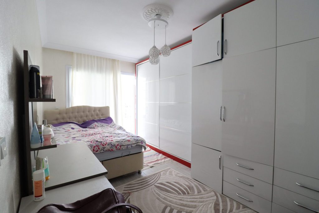 Erdemli Akdeniz Mahallesi Deniz Manzaralı Satılık 2+1 Daire
