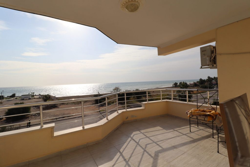 Mersin Erdemli Akdeniz Mahallesi Deniz Manzaralı Satılık 2+1 Kafa Daire