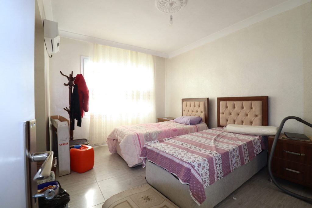 Mersin Erdemli Akdeniz Mahallesi Deniz Manzaralı Satılık 2+1 Kafa Daire