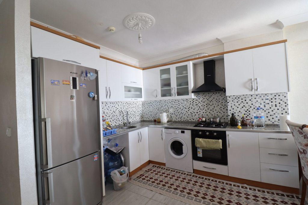 Mersin Erdemli Akdeniz Mahallesi Deniz Manzaralı Satılık 2+1 Kafa Daire