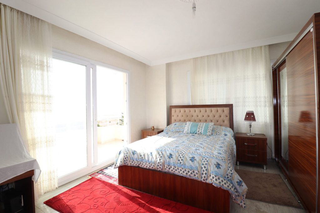 Mersin Erdemli Akdeniz Mahallesi Deniz Manzaralı Satılık 2+1 Kafa Daire