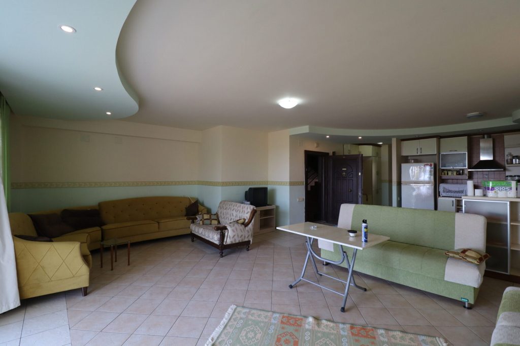 Mersin Erdemli Limonlu Liparis 4 Sitesi  Eşyalı Satılık 2+1 Daire