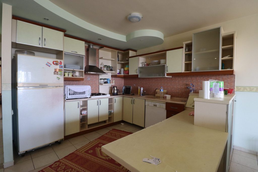 Mersin Erdemli Limonlu Liparis 4 Sitesi  Eşyalı Satılık 2+1 Daire