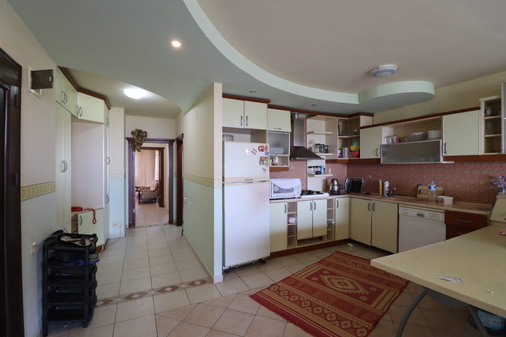 Mersin Erdemli Limonlu Liparis 4 Sitesi  Eşyalı Satılık 2+1 Daire