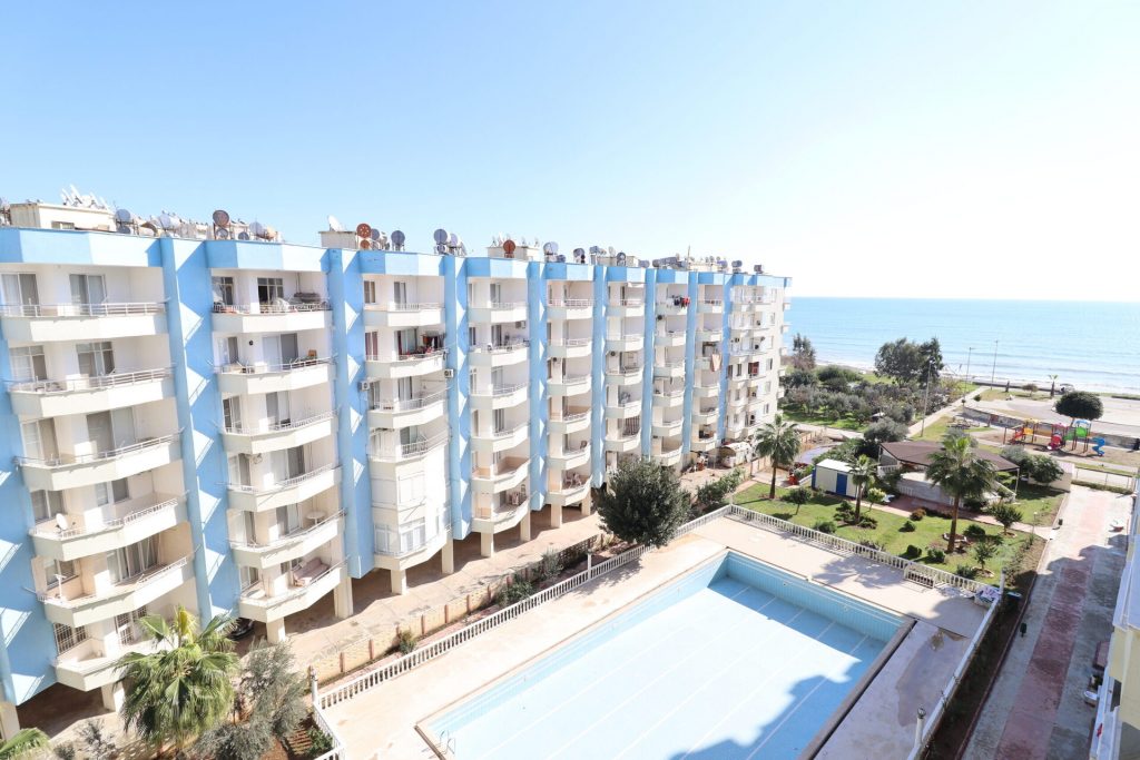 MERSİN TÖMÜK GÜLLÜK SİTESİ SATILIK DAİRE