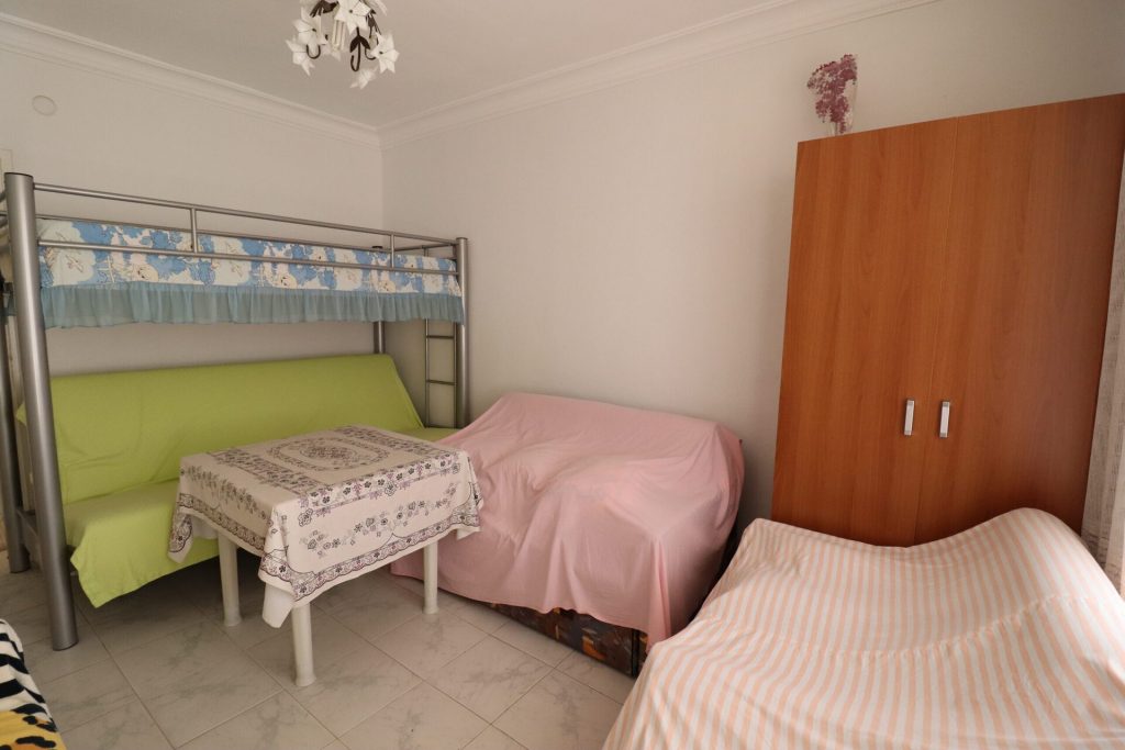 MERSİN TÖMÜK GÜLLÜK SİTESİ SATILIK DAİRE
