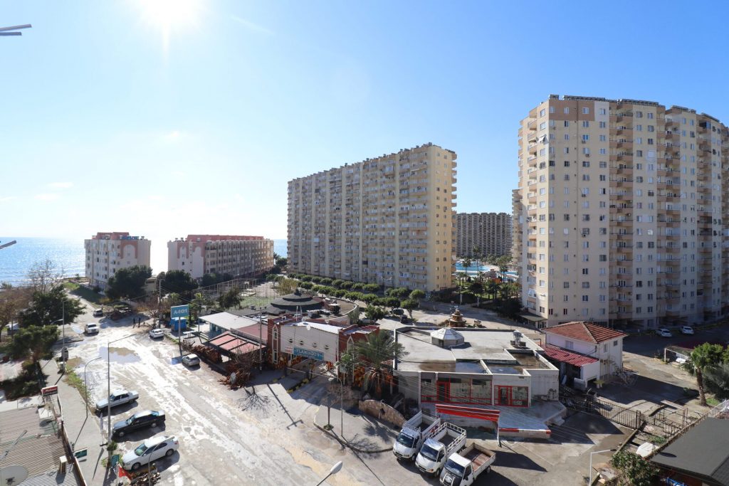 MERSİN TÖMÜK GÜLLÜK SİTESİ SATILIK DAİRE
