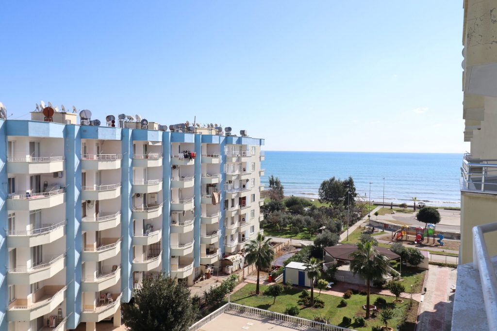 MERSİN TÖMÜK GÜLLÜK SİTESİ SATILIK DAİRE