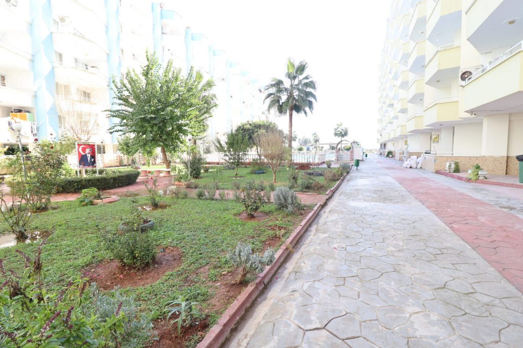 MERSİN TÖMÜK GÜLLÜK SİTESİ SATILIK DAİRE