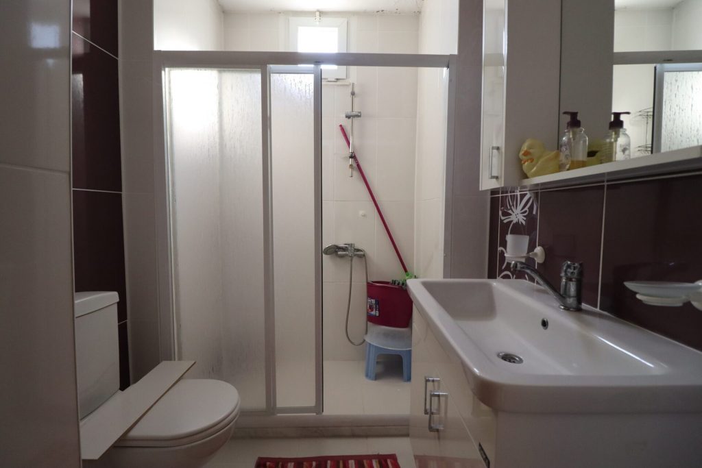 Mersin Ayaş Burçlar Sitesi Denize Sıfır Satılık Yazlık Daire