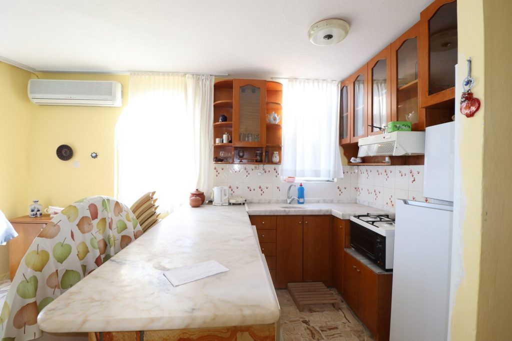 Mersin Ayaş Burçlar Sitesi Denize Sıfır Satılık Yazlık Daire