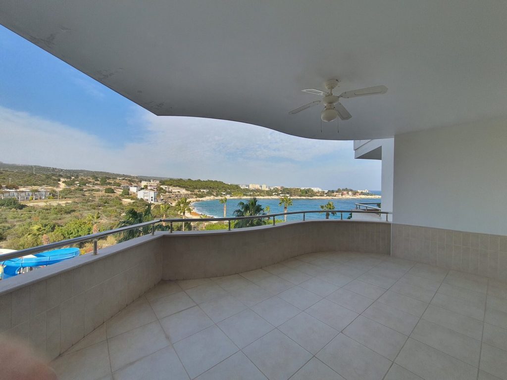 Mersin Silifke Narlıkuyu Ayanos Sitesi Denize Sıfır 3+1 Satılık Daire