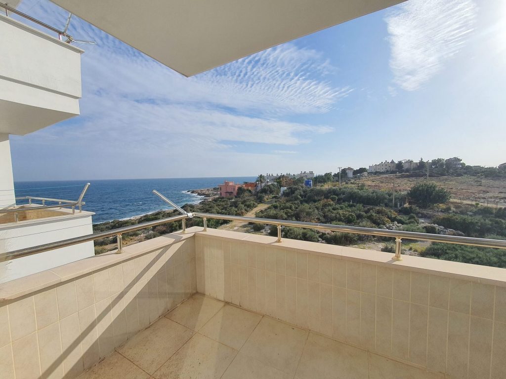 Mersin Silifke Narlıkuyu Ayanos Sitesi Denize Sıfır 3+1 Satılık Daire