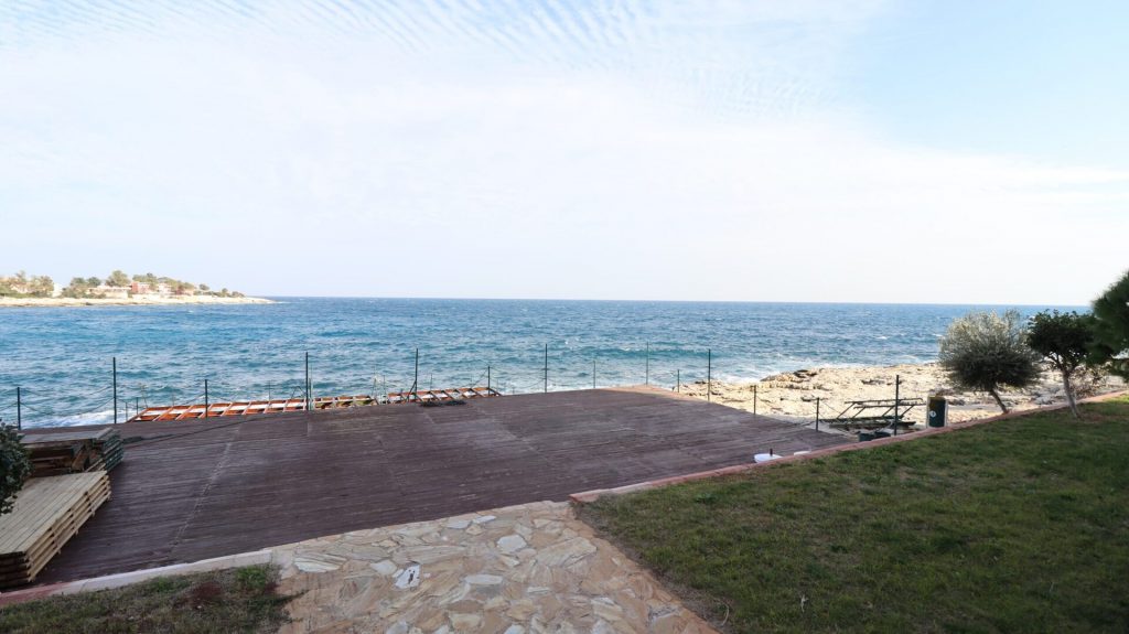 Mersin Silifke Narlıkuyu Ayanos Sitesi Denize Sıfır 3+1 Satılık Daire