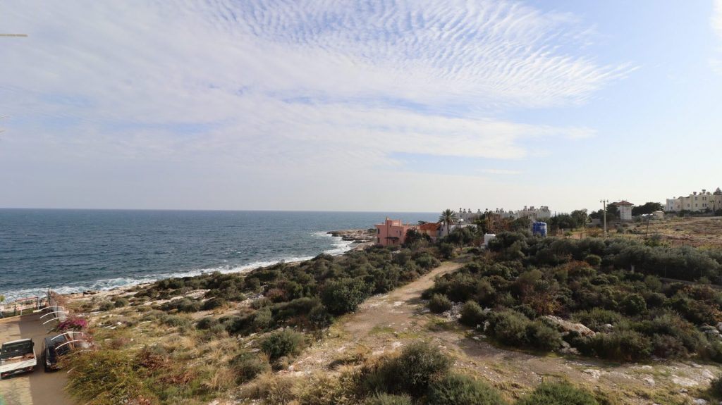 Mersin Silifke Narlıkuyu Ayanos Sitesi Denize Sıfır 3+1 Satılık Daire