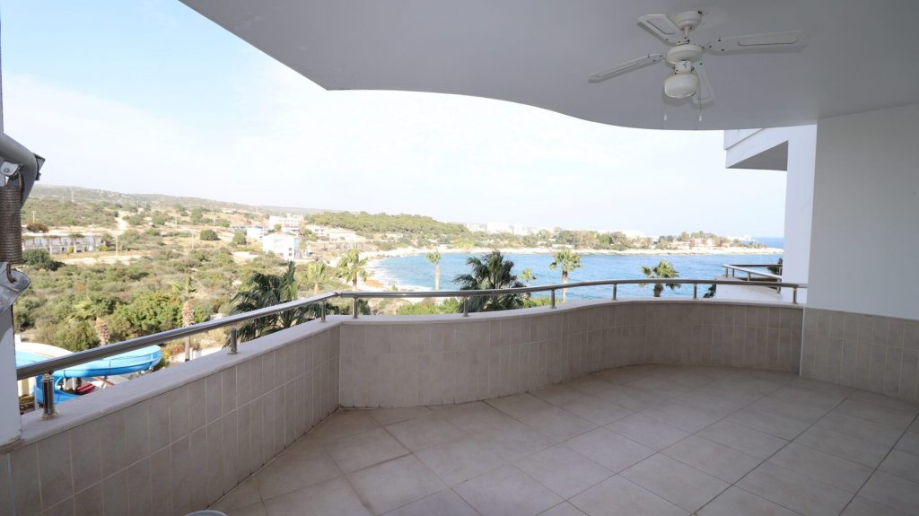 Mersin Silifke Narlıkuyu Ayanos Sitesi Denize Sıfır 3+1 Satılık Daire