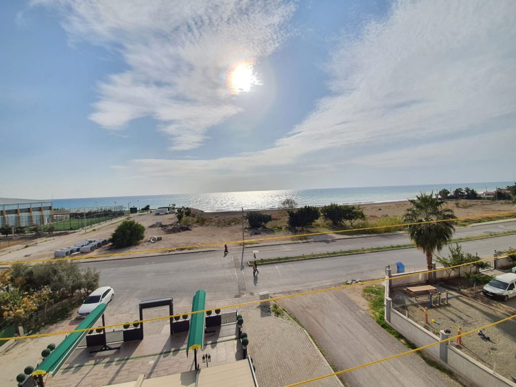 Mersin Erdemli Akdeniz Mahallesi Deniz Manzaralı Satılık 2+1 Kafa Daire