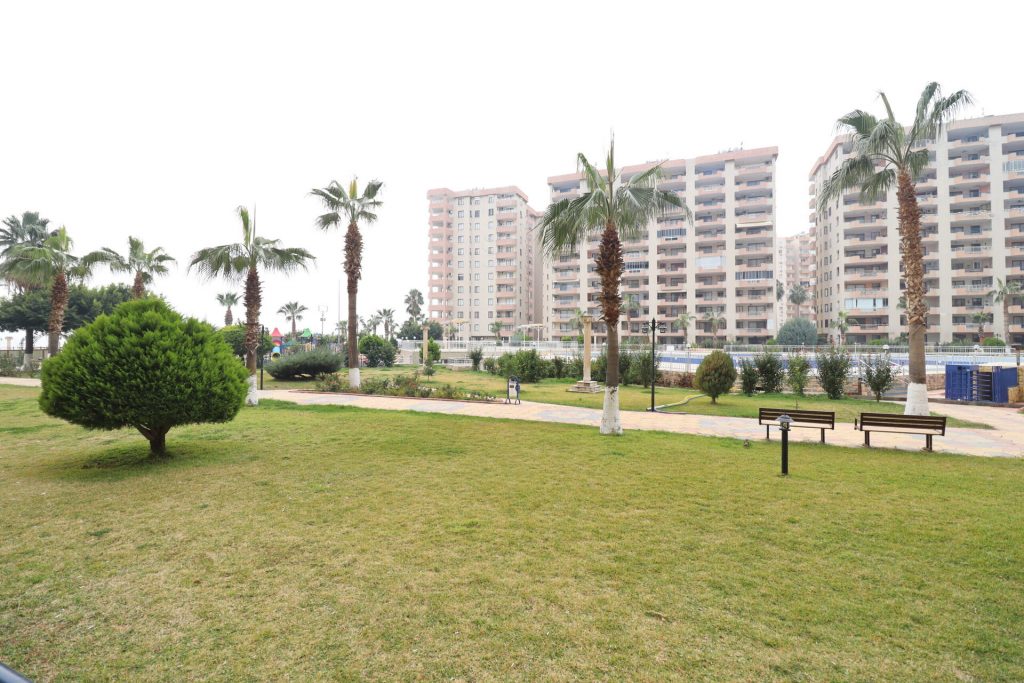 MERSİN ERDEMLİ ÇEŞMELİ ALTUNÖREN 2 SİTESİ EŞYALI SATILIK 2+1 DAİRE