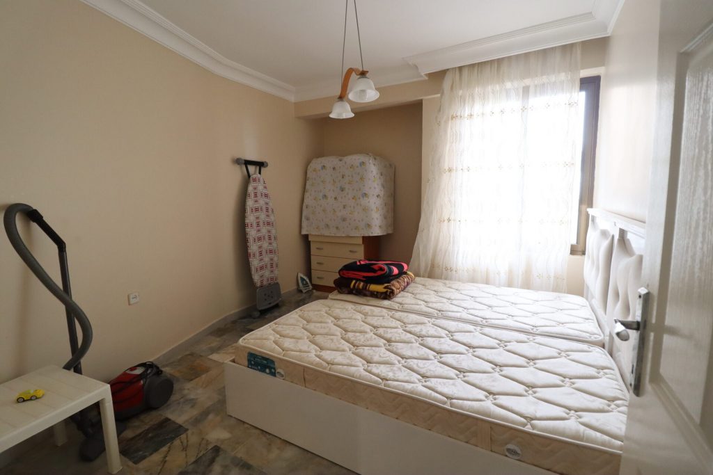 MERSİN ERDEMLİ ÇEŞMELİ ALTUNÖREN 2 SİTESİ EŞYALI SATILIK 2+1 DAİRE