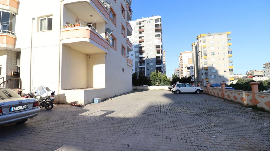 Mersin Erdemli Hastane Civarı Bağımsız Mutfak 3+1 Satılık Daire 
