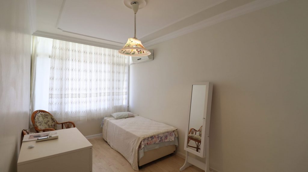Erdemli Erciyes Sitesi Deniz Manzaralı Satılık Daire