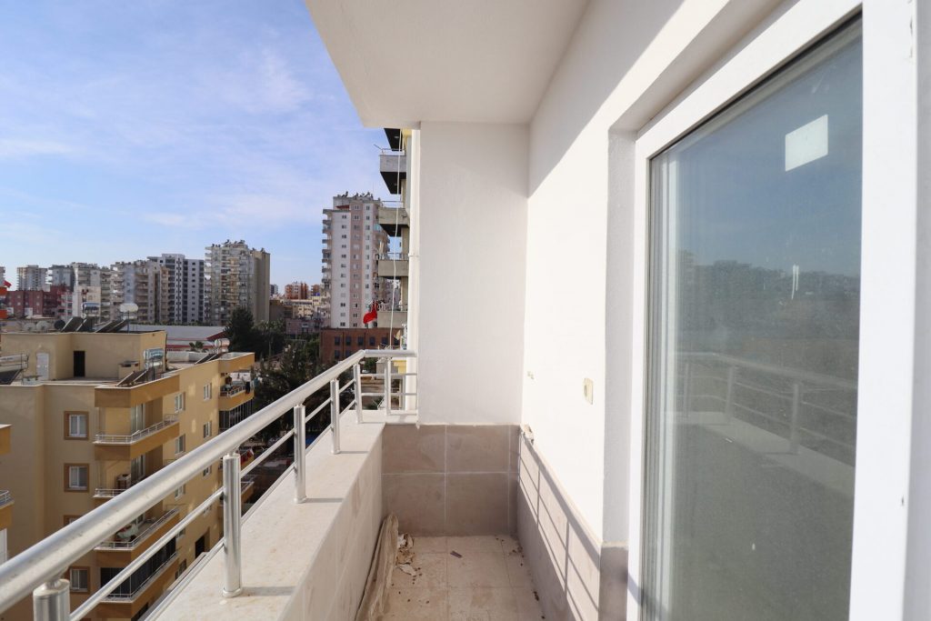 ERDEMLİ ALATA ANAYOL ÜZERİ 3+1 SIFIR KİRALIK DAİRE