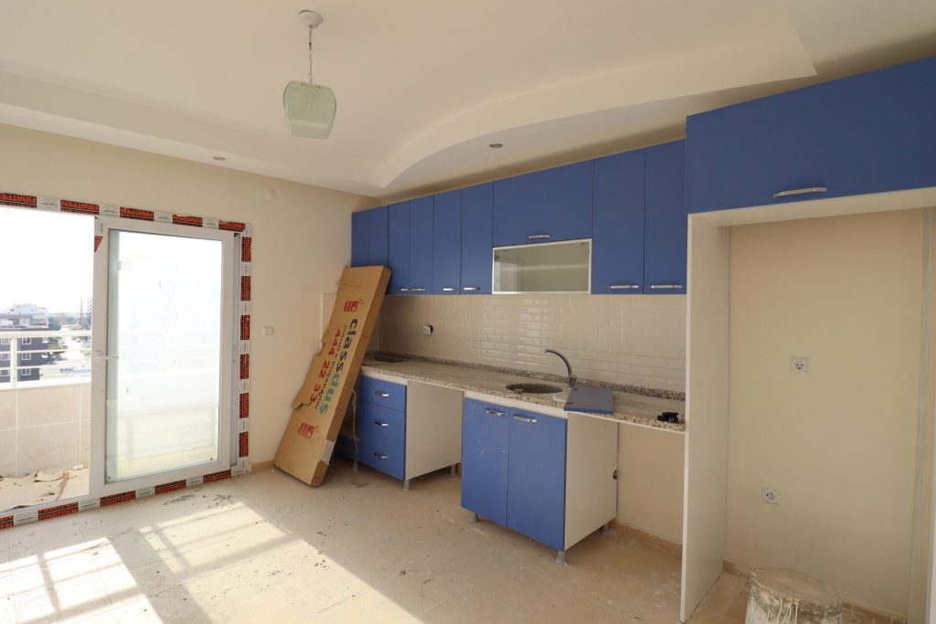 ERDEMLİ ALATA ANAYOL ÜZERİ 3+1 SIFIR KİRALIK DAİRE