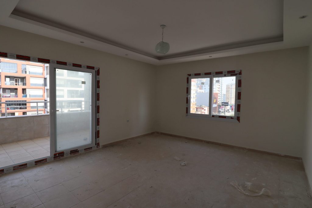 ERDEMLİ ALATA ANAYOL ÜZERİ 3+1 SIFIR KİRALIK DAİRE