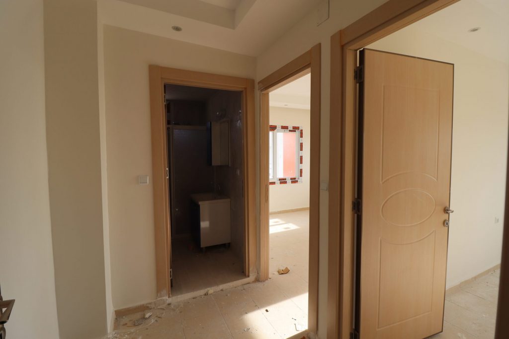 ERDEMLİ ALATA ANAYOL ÜZERİ 3+1 SIFIR KİRALIK DAİRE