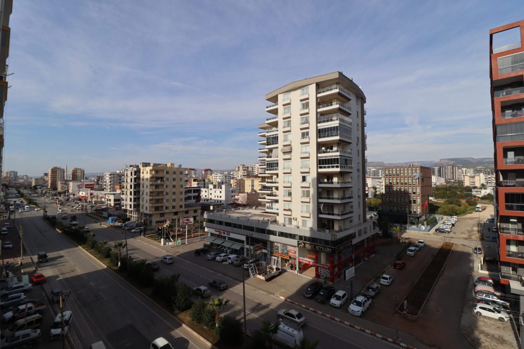ERDEMLİ ALATA ANAYOL ÜZERİ 3+1 SIFIR KİRALIK DAİRE