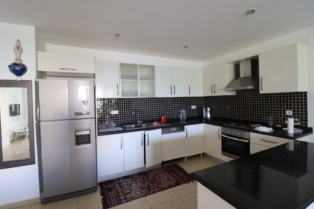 MERSİN ERDEMLİ KARGIPINARI QUEENABA SİTESİ 3+1 EŞYALI KİRALIK YAZLIK DAİRE