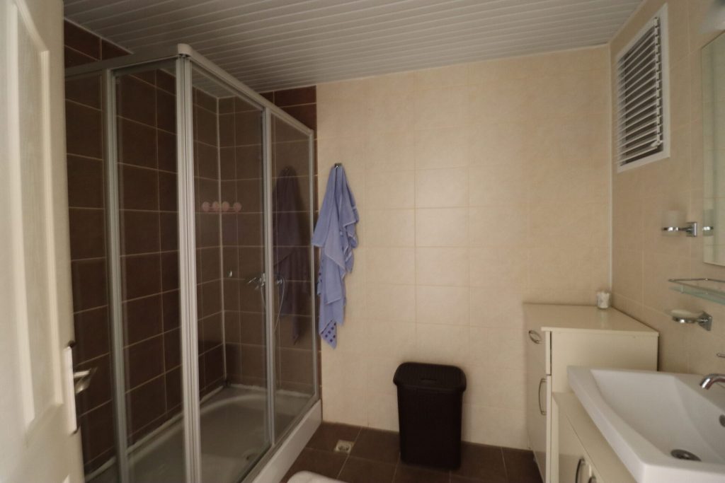 MERSİN ERDEMLİ KARGIPINARI QUEENABA SİTESİ 3+1 EŞYALI KİRALIK YAZLIK DAİRE
