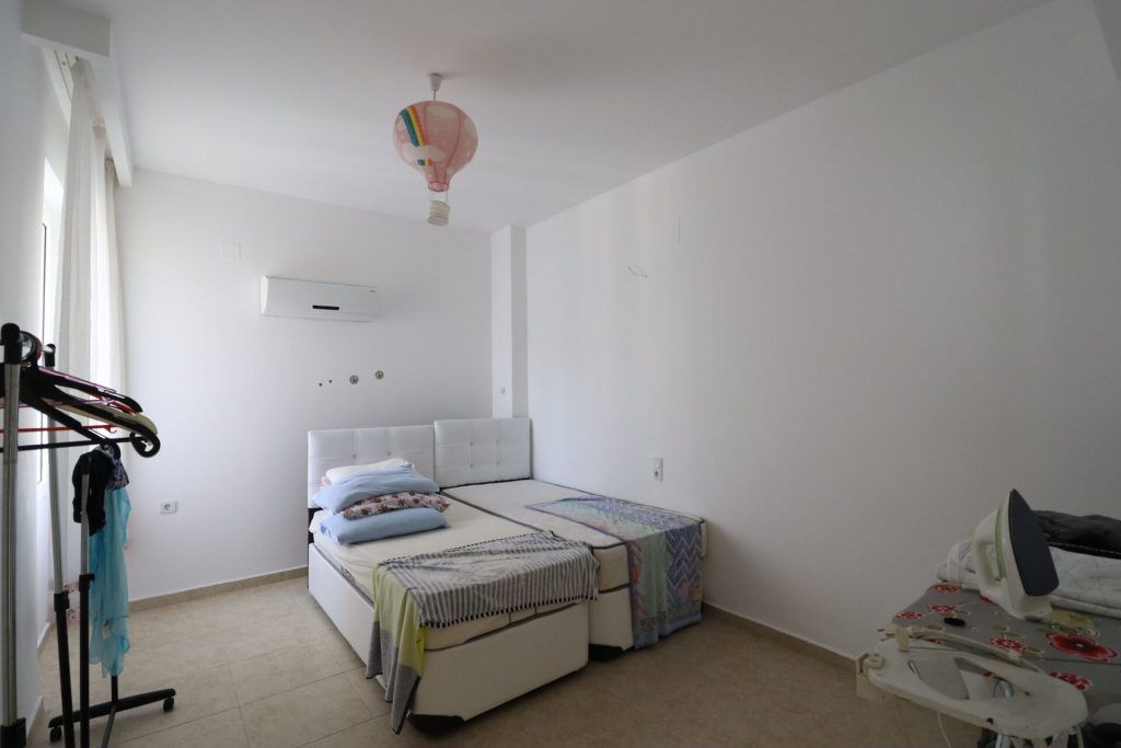 MERSİN ERDEMLİ KARGIPINARI QUEENABA SİTESİ 3+1 EŞYALI KİRALIK YAZLIK DAİRE
