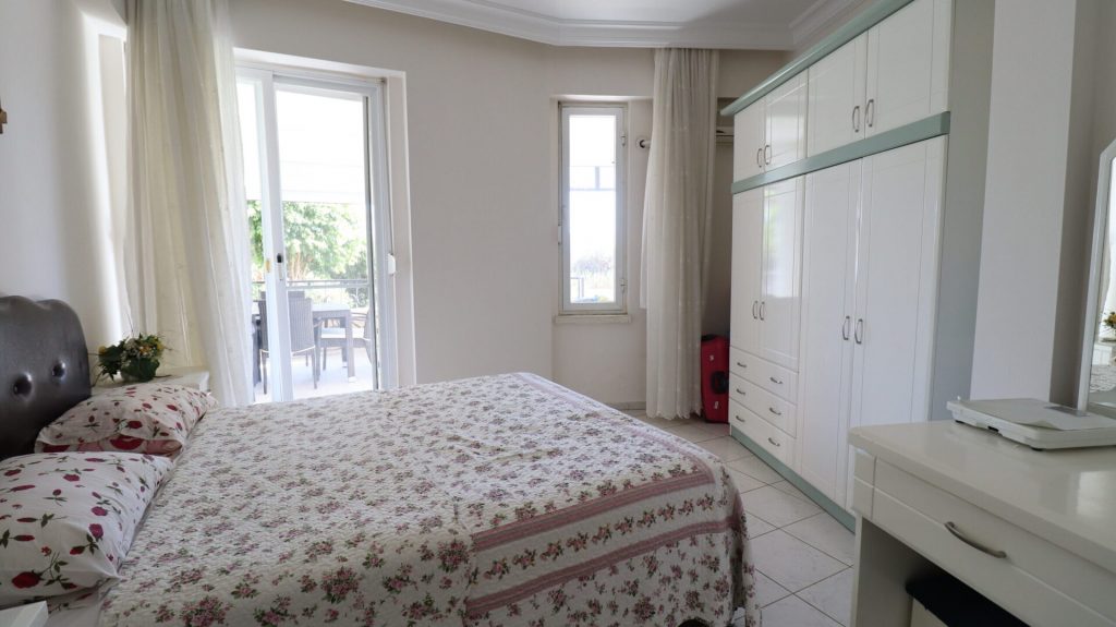 Mersin Erdemli Limonlu Atlantis Sitesi Satılık 3+1 Yazlık Daire