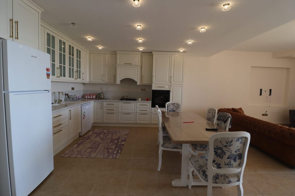 Mersin Erdemli Kargıpınarı Queenaba Sitesi Satılık 3+1 Yazlık Daire