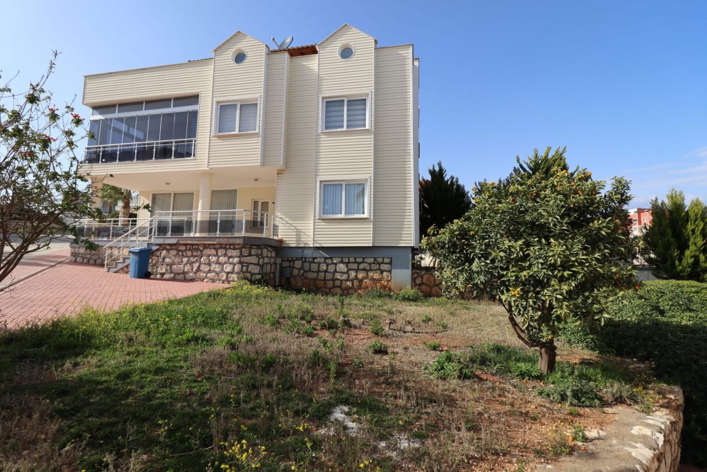 Mersin Erdemli Alacaören Villaları Satılık Lüks Villa