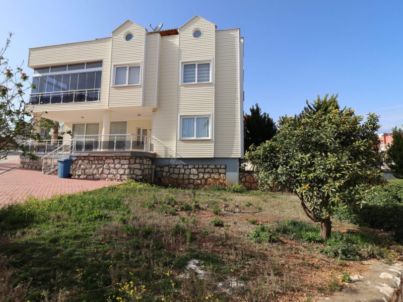 Mersin Erdemli Alacaören Villaları Satılık Lüks Villa