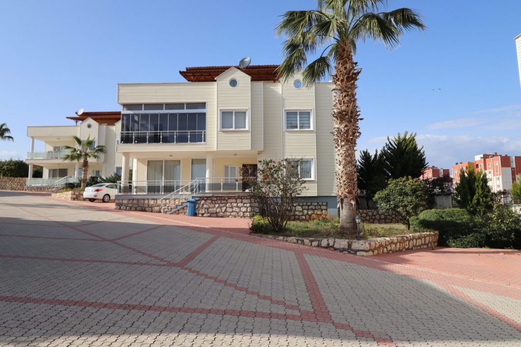 Mersin Erdemli Alacaören Villaları Satılık Lüks Villa