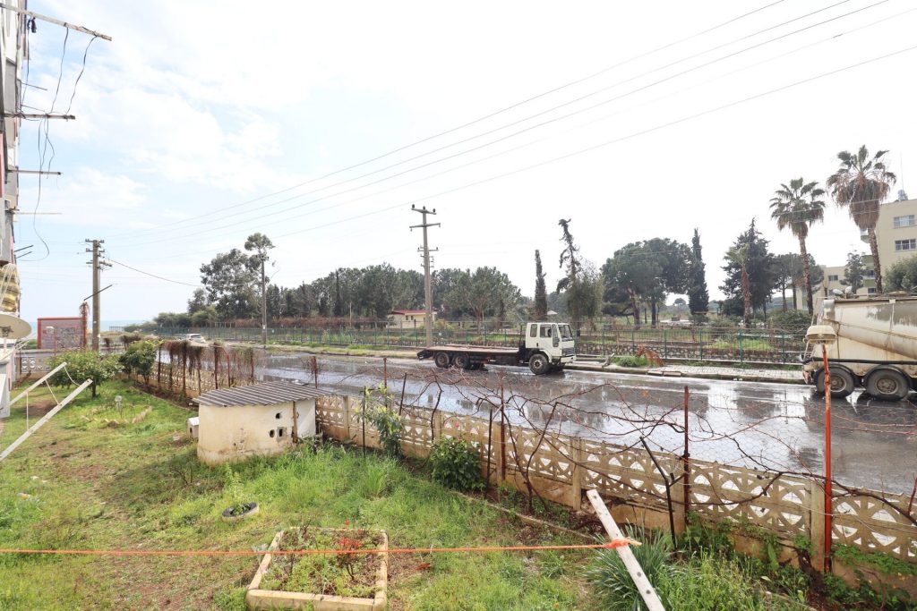 Mersin Erdemli Güzeldağ Havuzlu Sitede Satılık 2+1 Eşyalı Daire