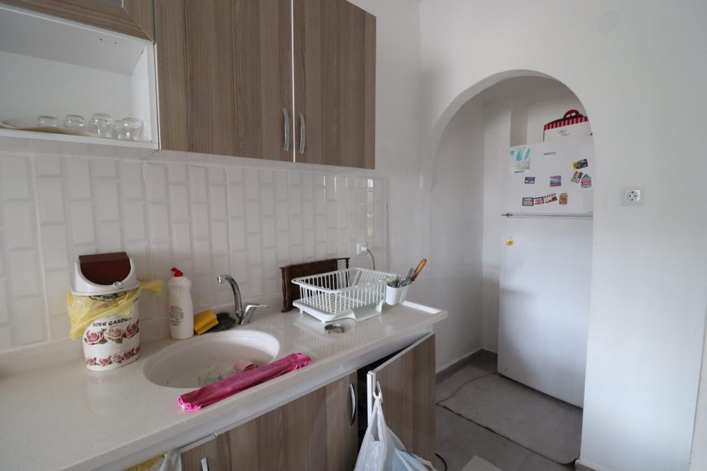 Mersin Erdemli Güzeldağ Havuzlu Sitede Satılık 2+1 Eşyalı Daire