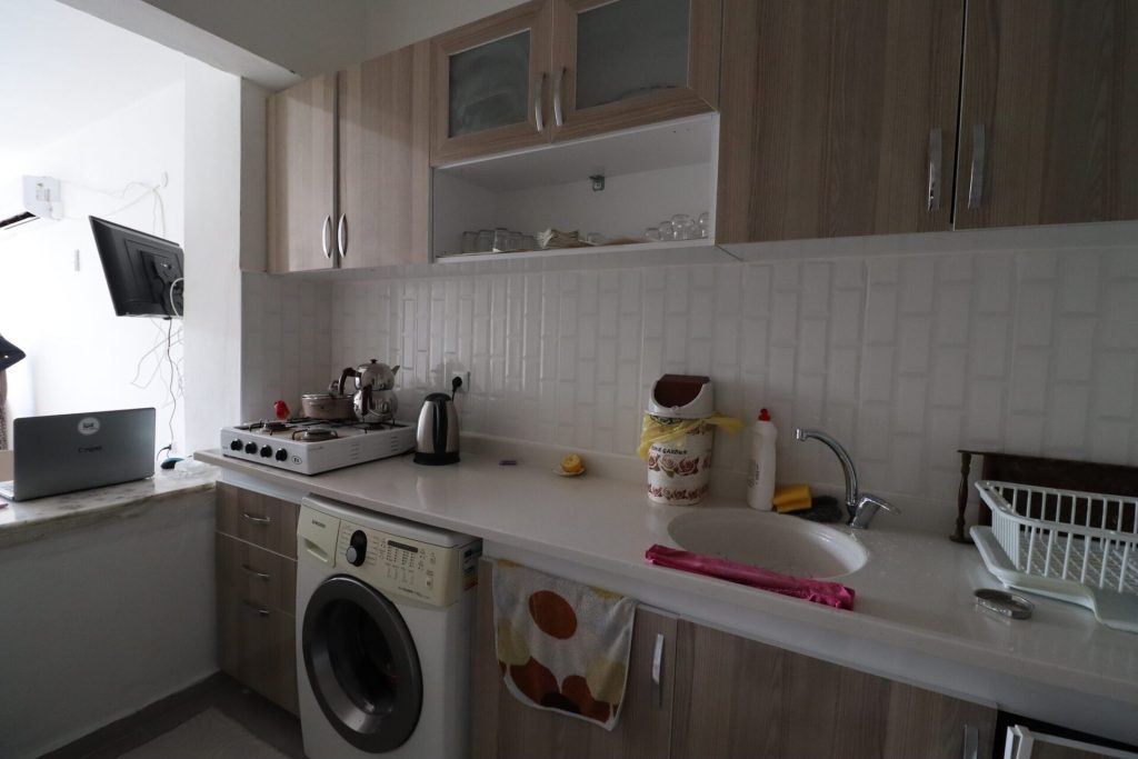 Mersin Erdemli Güzeldağ Havuzlu Sitede Satılık 2+1 Eşyalı Daire