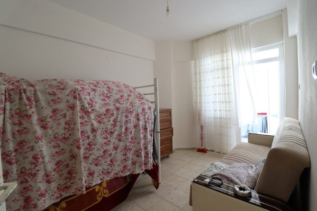 Mersin Erdemli Güzeldağ Sitesi Deniz Manzaralı Satılık 2+1 Eşyalı Daire