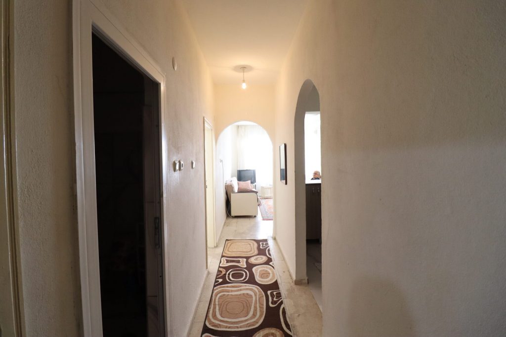 Mersin Erdemli Güzeldağ Sitesi Deniz Manzaralı Satılık 2+1 Eşyalı Daire