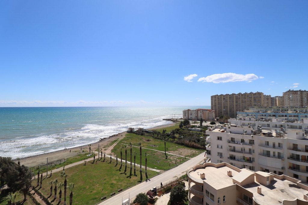 Mersin Erdemli Tömük Tropik Sahil Sitesi Satılık 3+1 Daire