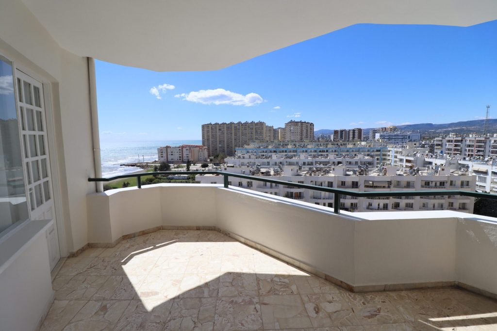 Mersin Erdemli Tömük Tropik Sahil Sitesi Satılık 3+1 Daire